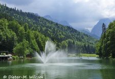 Rund um den Riessersee - Drohender Wettersturz in den Bergen.JPG