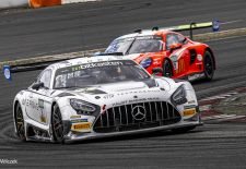 GT Masters am Nürburgring - Mercedes-AMG GT3, Porsche 911 GT3 R
