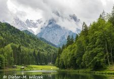 Rund um den Riessersee - Der Rundwanderweg Richtung Seespitze.JPG