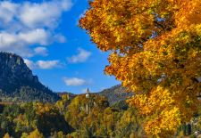 Vier Jahreszeiten im Berchtesgadenr Land - Bergkirche Sankt Pankratz in Karlstein