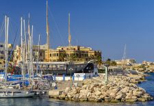 MALTESISCHE IMPRESSIONEN - Segelboote in der Msida Yacht Marina