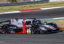 PROTOTYPE RACING - Le Mans Feeling am Nürburgring / Kurz angebremst - dann möglichst früh am Gas