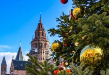 Mainz - Weihnachtsdekoration mit Mainzer Dom