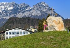 Der Bergsteiger vom Kreisverkehr am Ortseingang