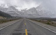 Alberta, Canadian Rockies - Icefields Parkway  Highway 93, Columbia Icefield 02.JPG