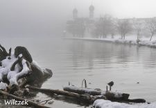 Weissblaue Impressionen vom Koenigssee - Winteridylle in St. Bartholomae.JPG